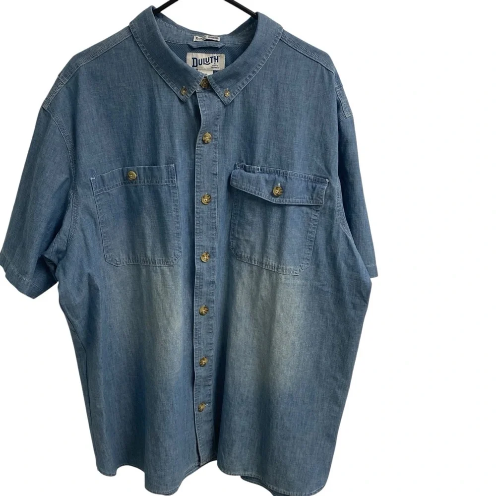 Duluth Untucked Mens Denim Short Sleeve Button Down Shirt Pockets Front Size 2XL